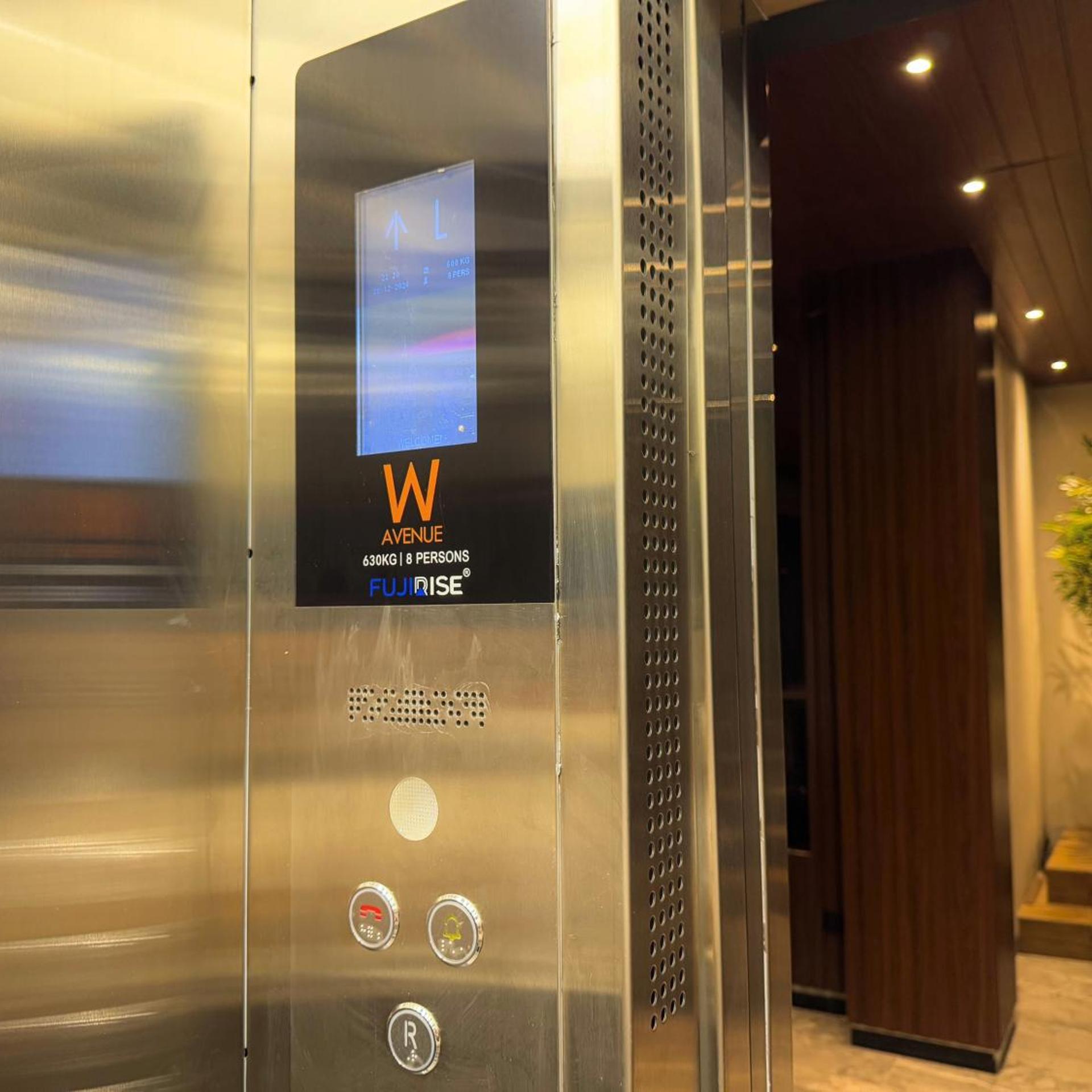 The W Avenue 2/26