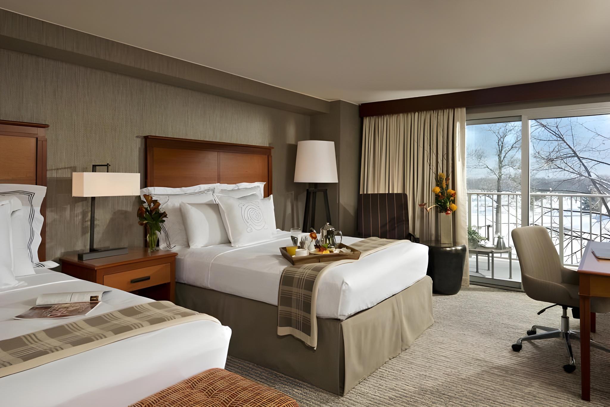 Room, Golf Course View