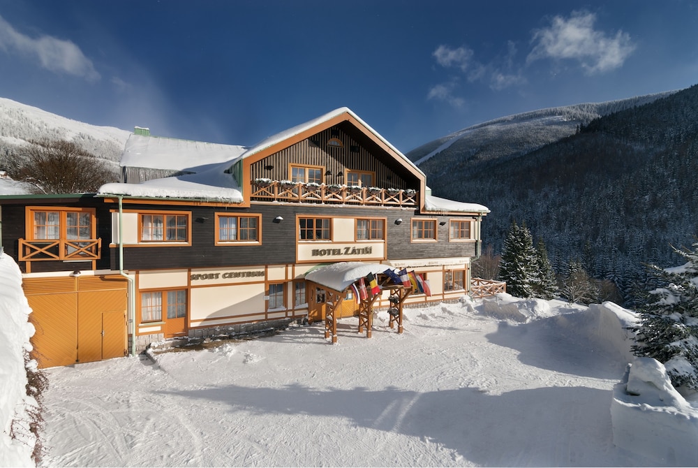 Hotel Zatisi 6/50