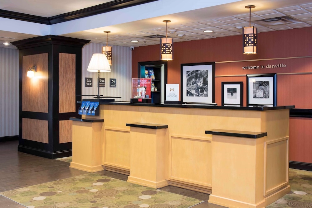 Hampton Inn & Suites Danville 7/42