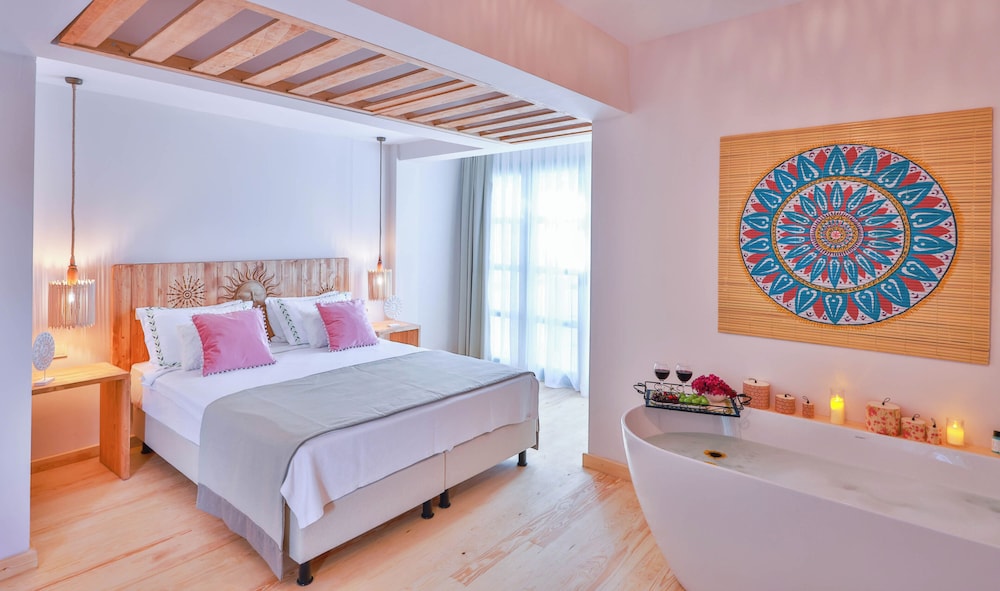 Palas Alacati - Adults Only 12/50