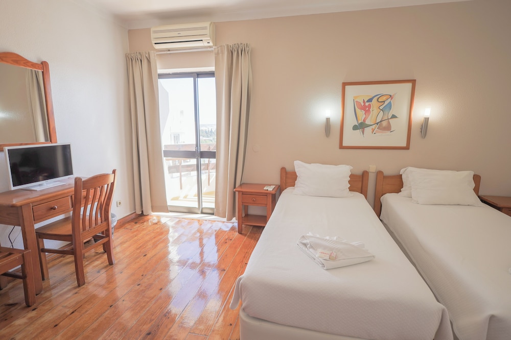 Portimao Center Hotel 18/62