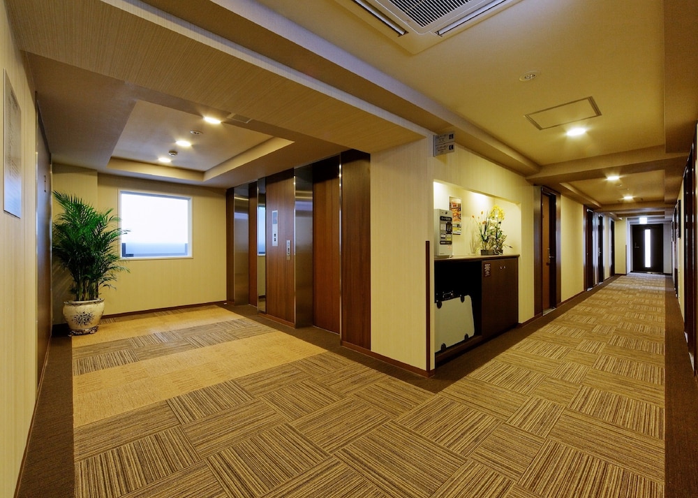 Hotel Route Inn Nagoya Imaike Ekimae 30/46