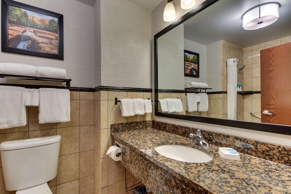 Drury Inn and Suites Phoenix Happy Valley 49/50