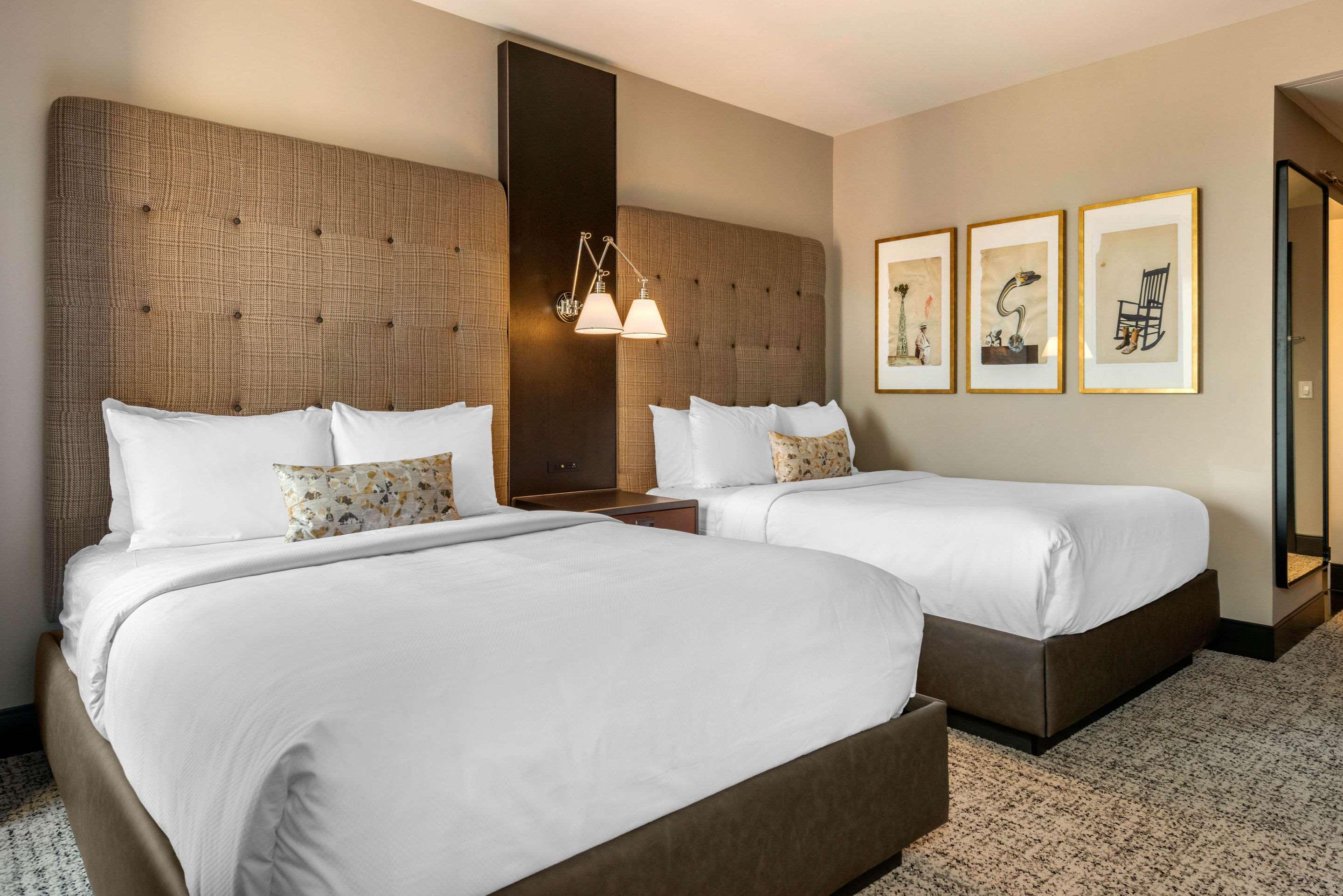 ROOM, 2 QUEEN BEDS