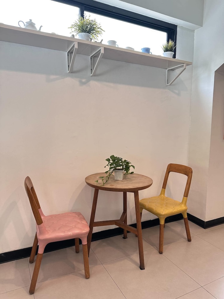 T Hostel at Victory Monument 37/46