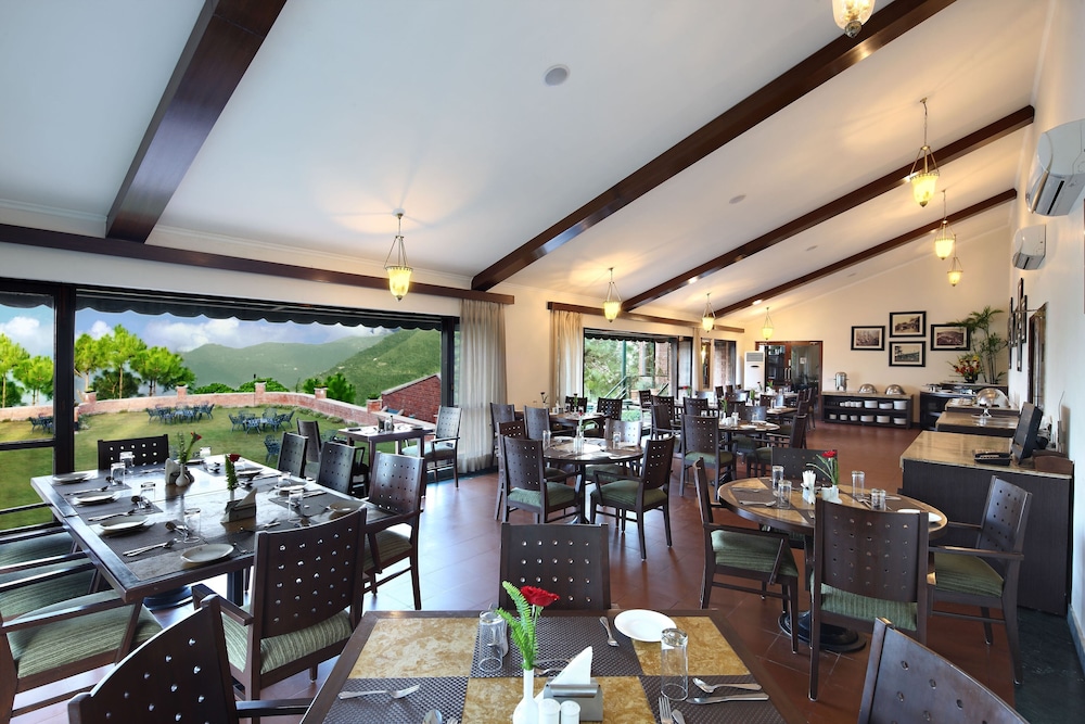 Baikunth Resort Kasauli 19/30