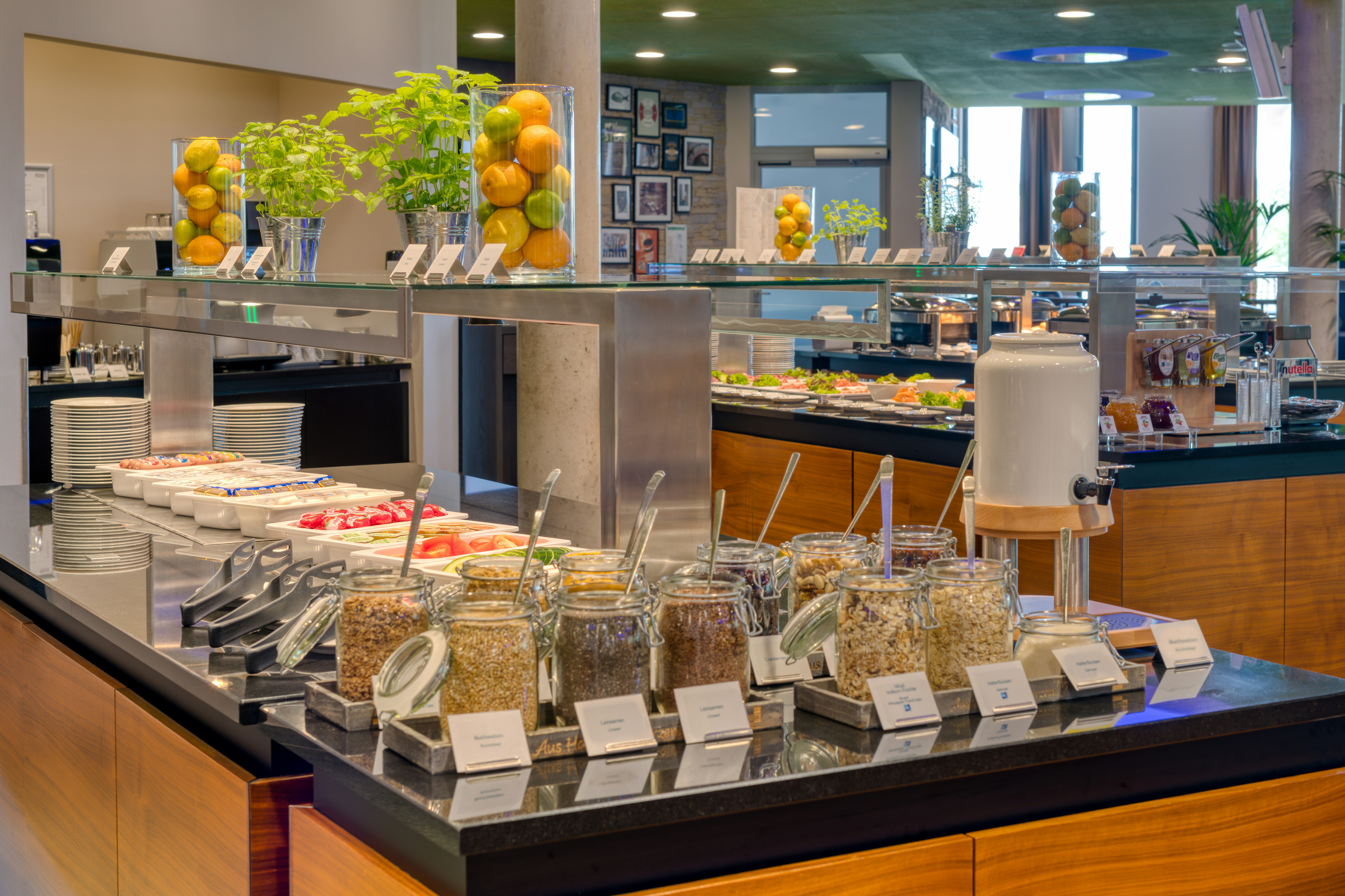 Hilton Garden Inn Stuttgart Neckarpark 9/24