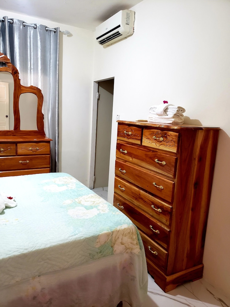 Chateau Margarite Villa 26/50