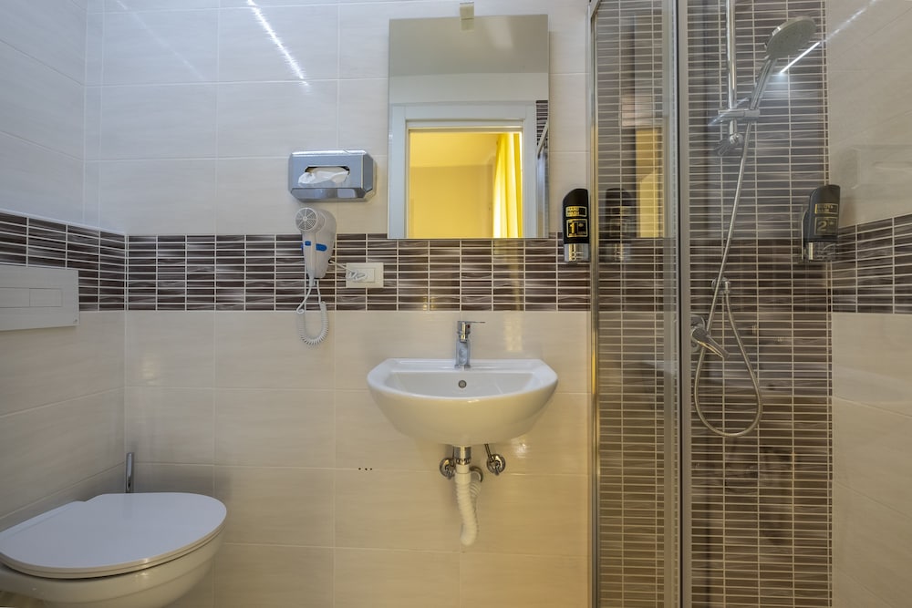 Hotel Giumer 28/28