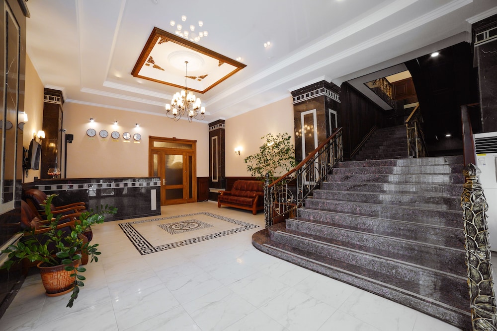 Bishkek Centrum Hotel 5/66