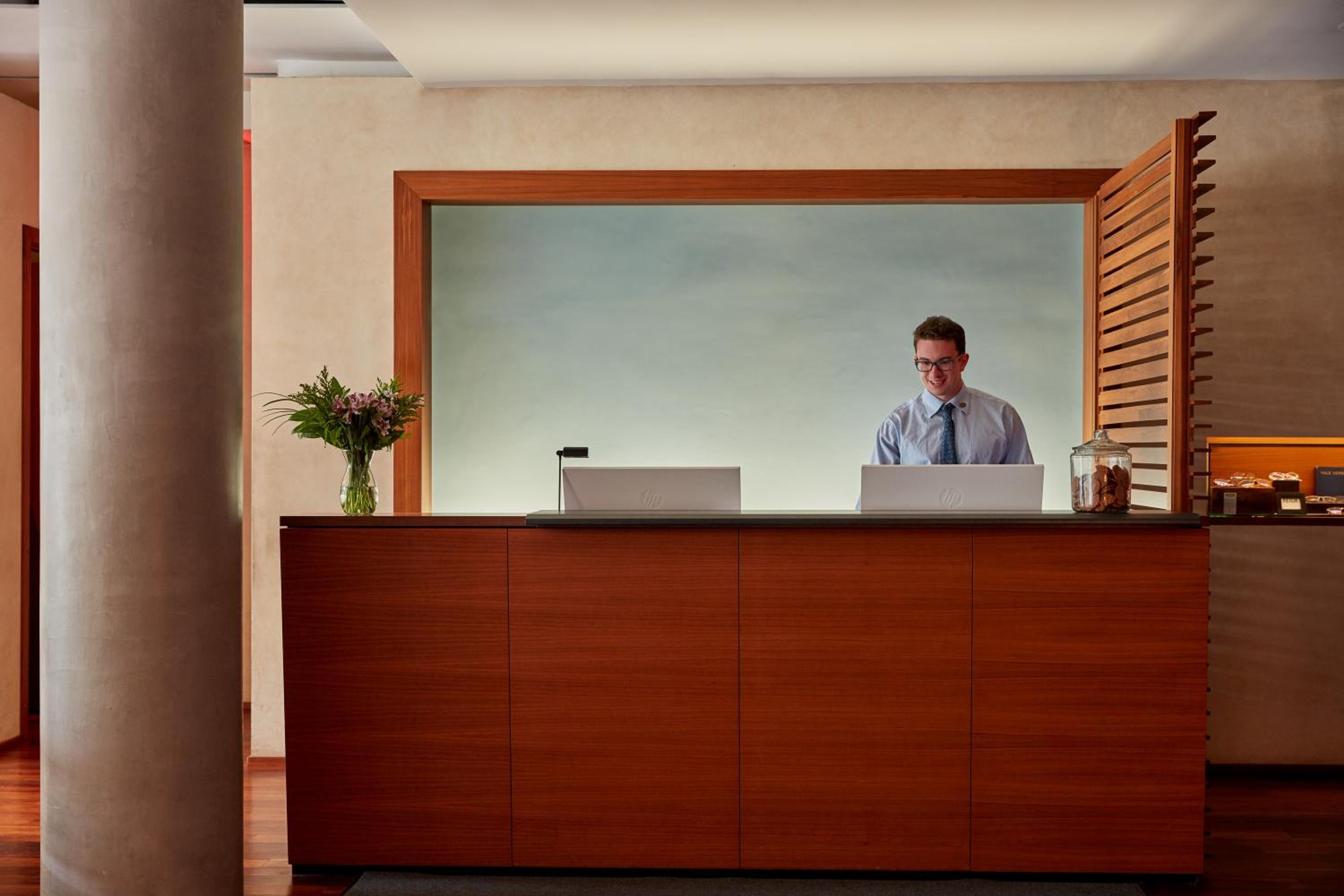 The Study at Yale Hotel 2/50