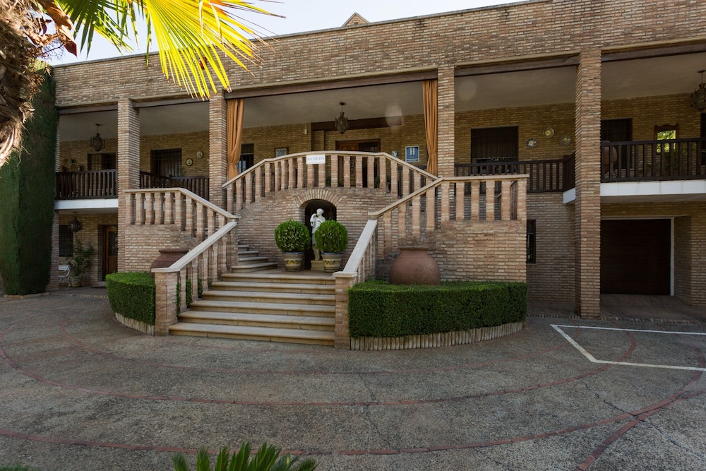 Hotel Riad Arruzafa 63/67