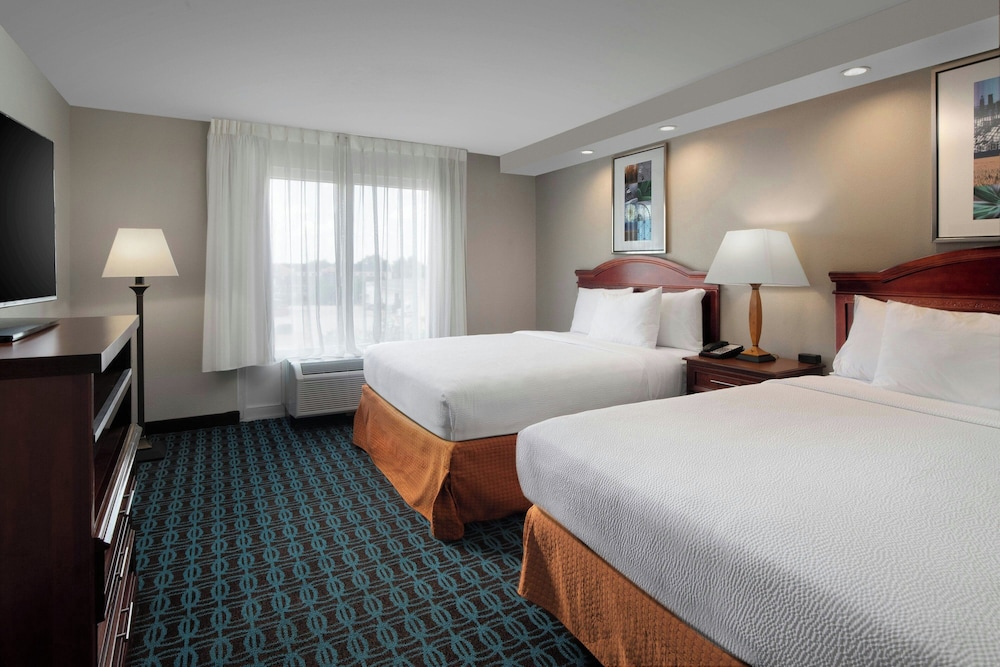 Fairfield Inn & Suites By Marriott Waco North 23/73