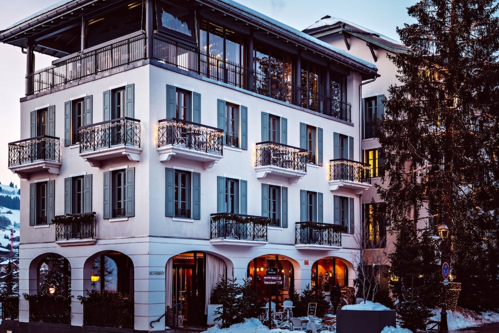 Grand Hotel du Soleil d Or 4/75
