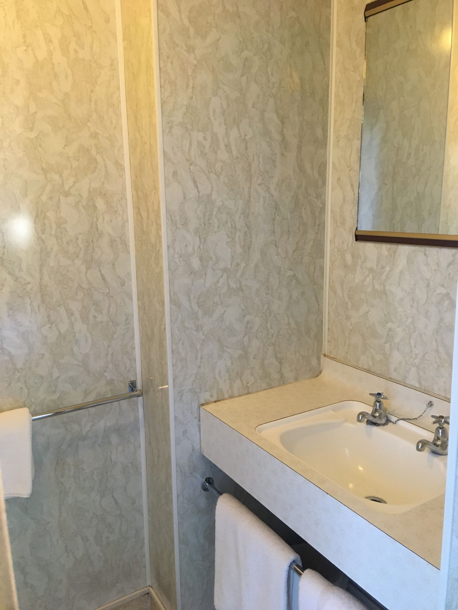 Private, Twin Beds, Bunk Bed