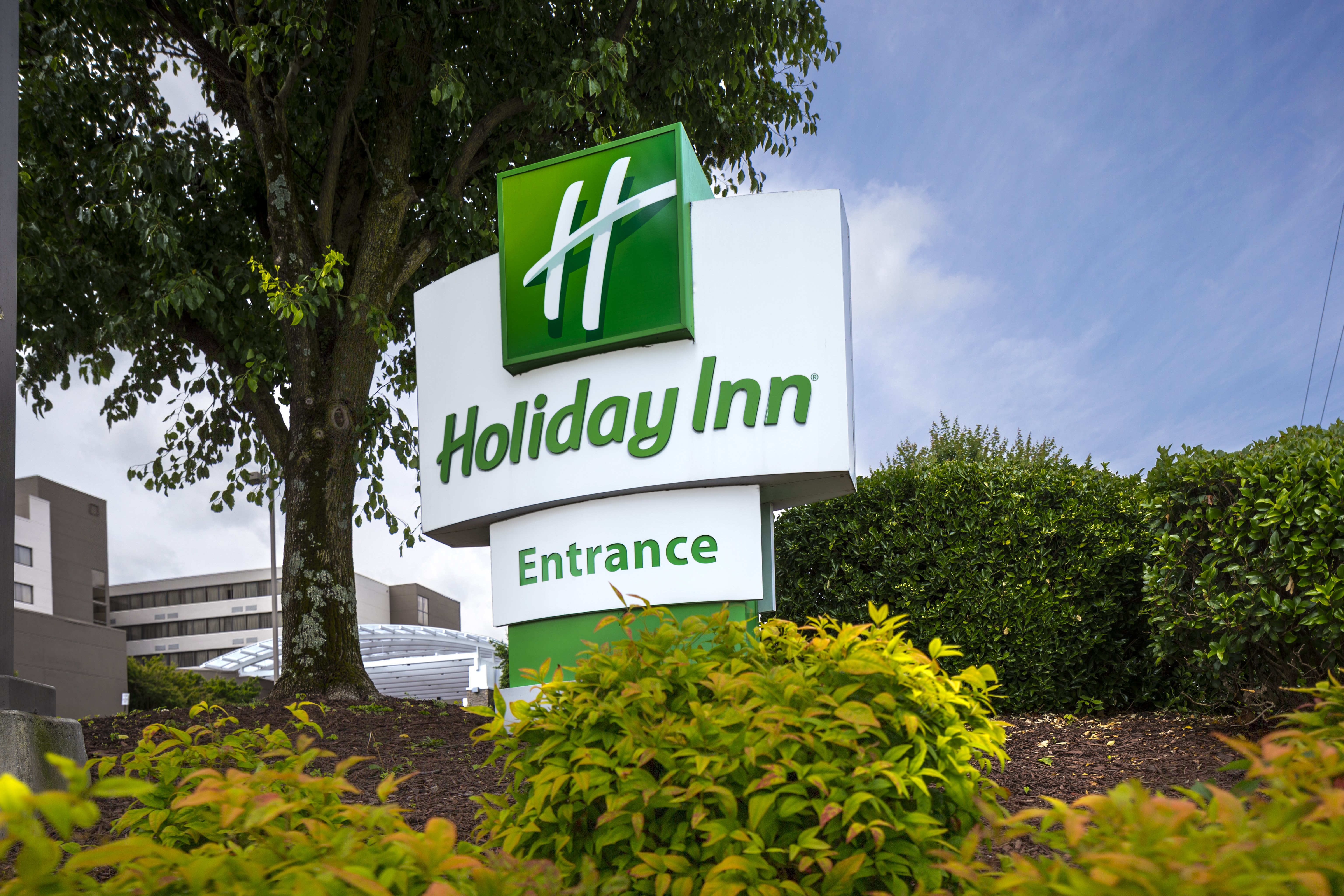 Holiday Inn Johnson City 75/79