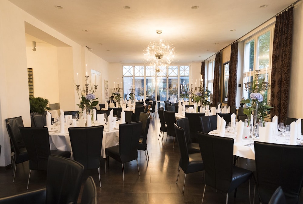 Parkhotel Herne 27/50