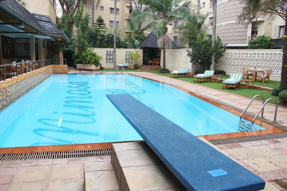 Mimosa Court Apartments 27/50