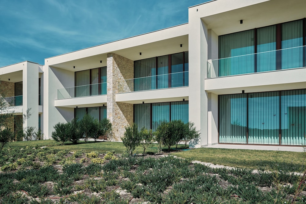 West Cliffs Ocean & Golf Resort in OBIDOS - PT