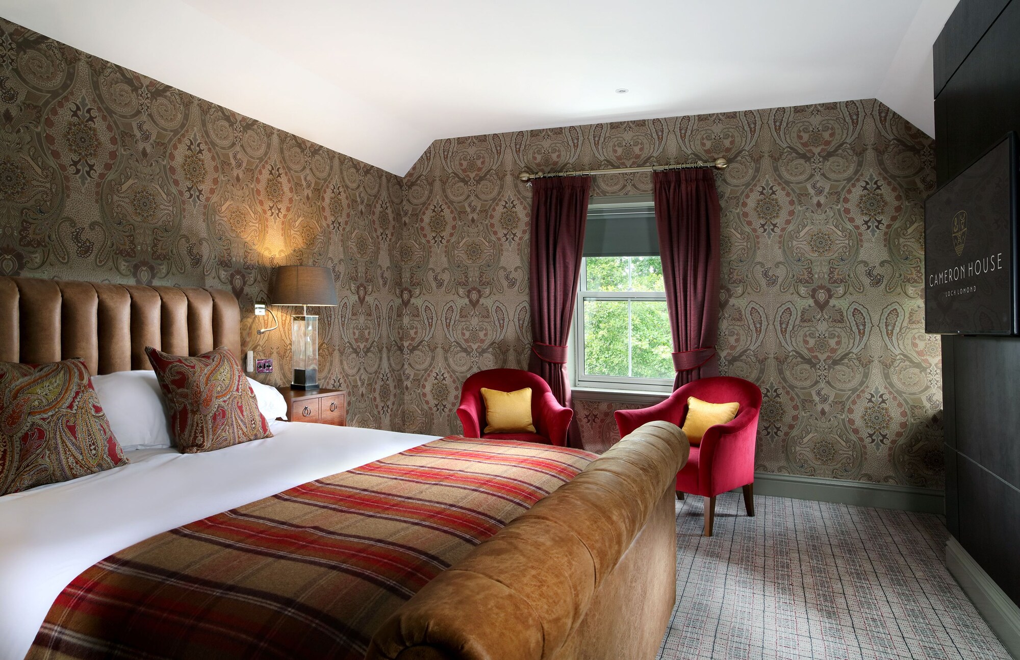 غرفة بسرير كينج، Cameron House On Loch Lomond 2/2