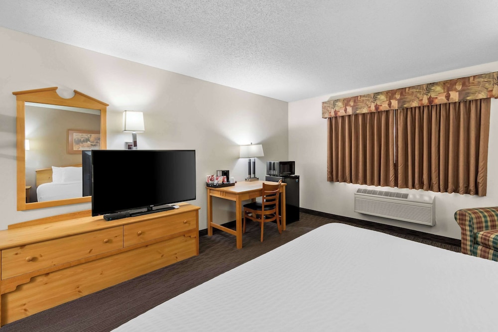 Quality Inn Ladysmith, WI 37/46