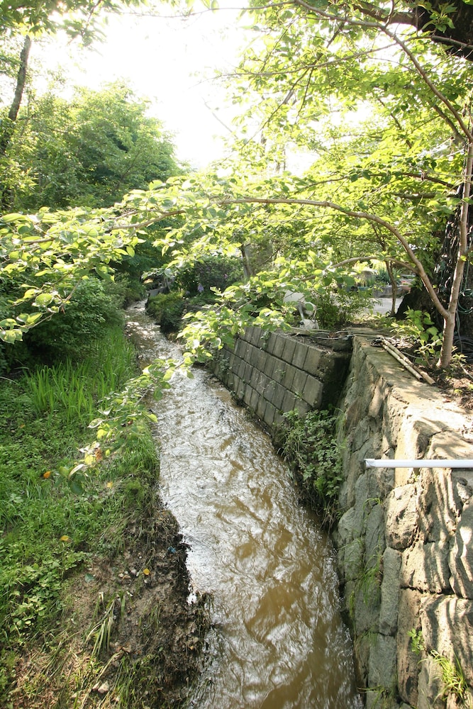 Nakaoyama Onsen Shosenkaku 48/50