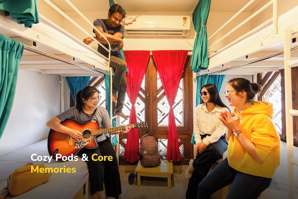 Gostops Varanasi 4/50