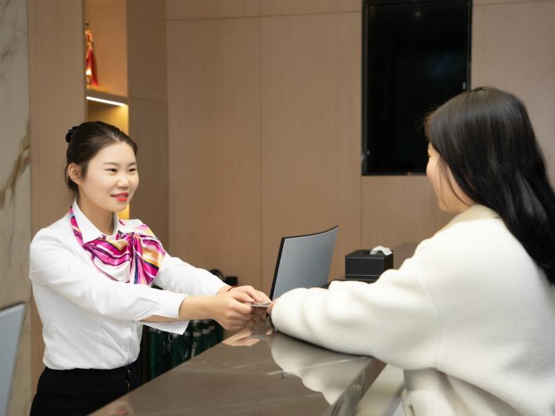 GreenTree Inn Anhui Hefei South High-speed Rail Station Fanhua Avenue Haiheng Express Hotel 9/46