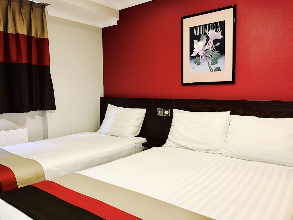 Royal Cambridge Hotel 18/61
