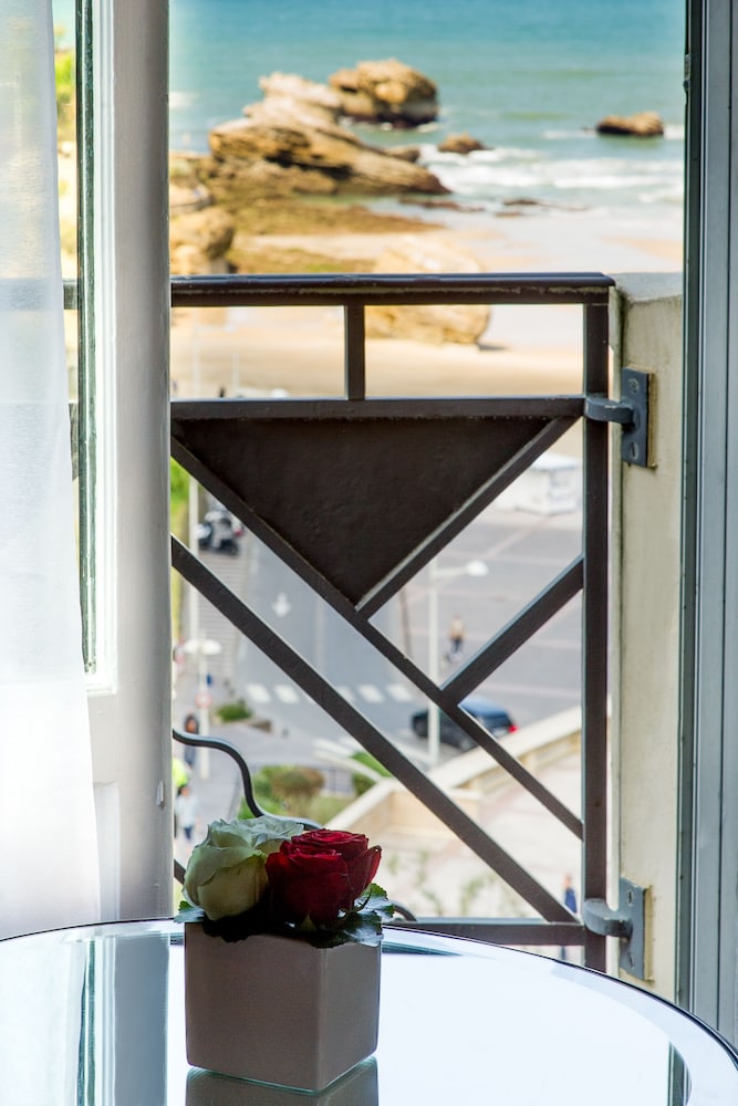 Hotel Plaza Biarritz Plage - Handwritten Collection 10/49