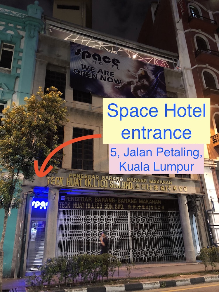 Space Hotel 2/50