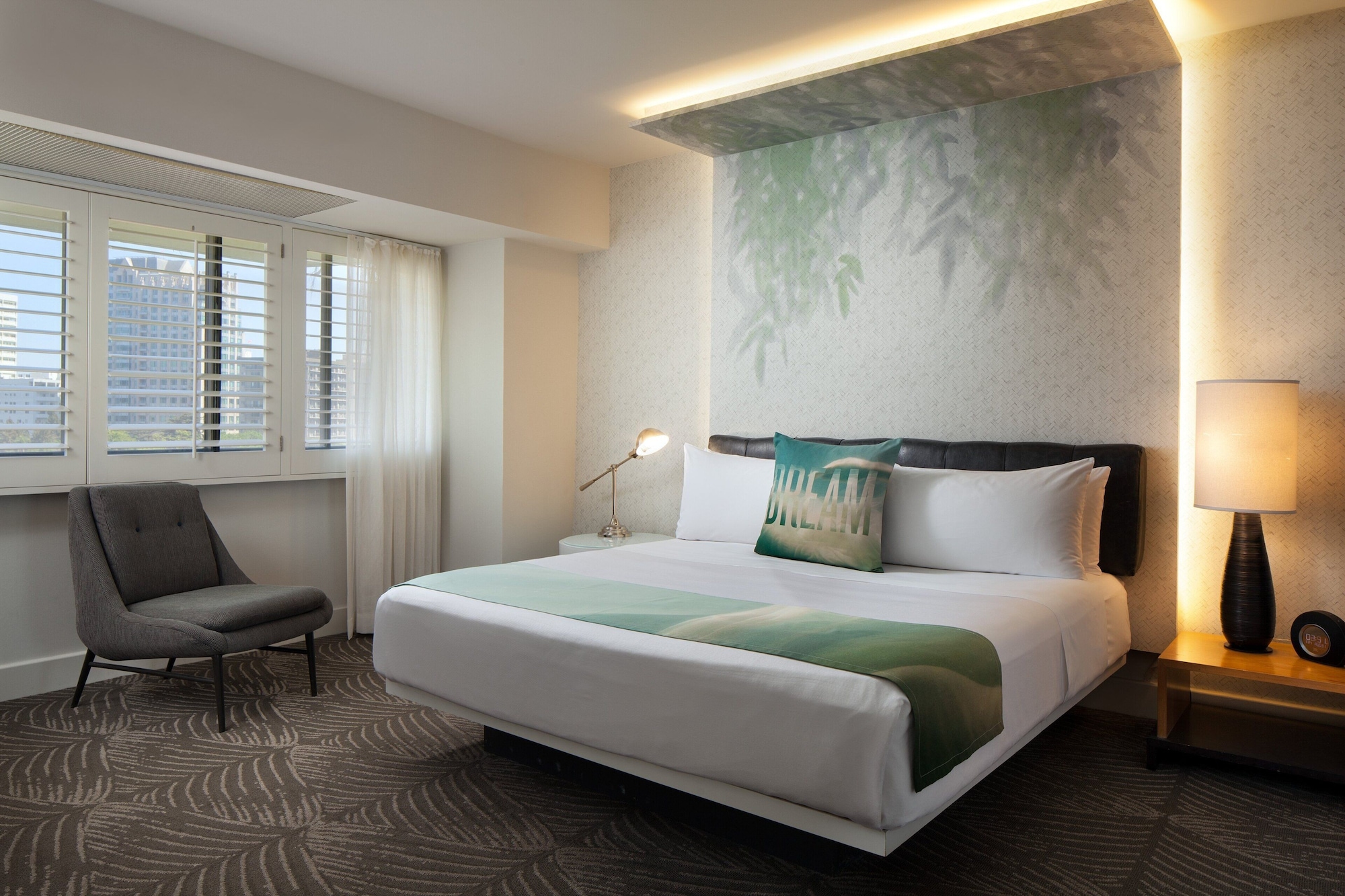 2 Bedrooms, Fabulous, Suite
