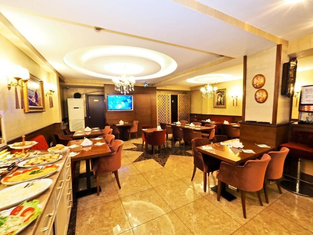 Elysion Hotel 38/48