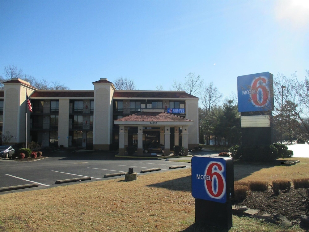 Motel6 Seaford, DE 57/66