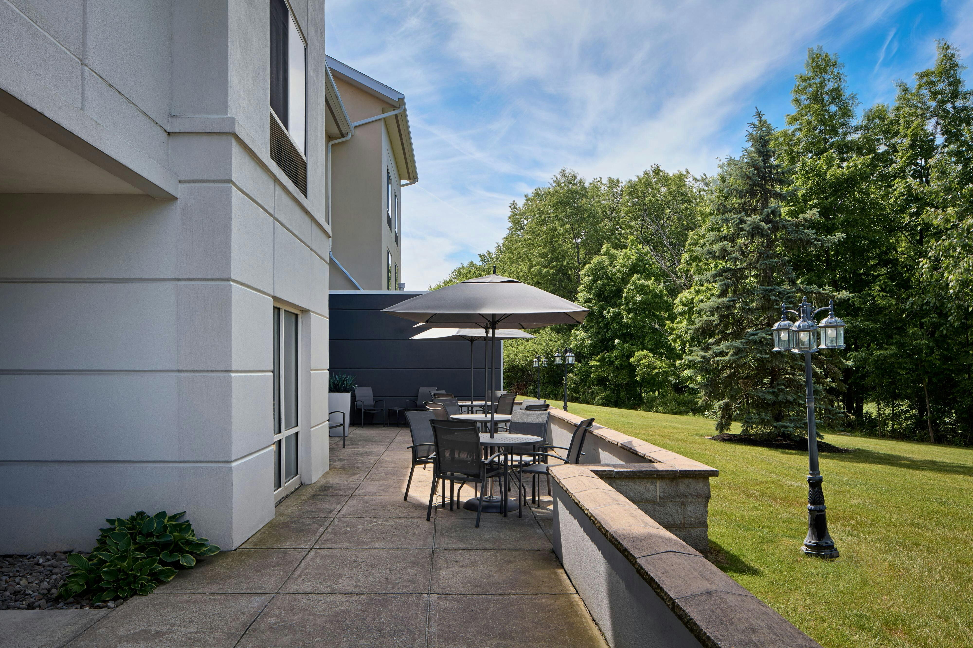 Fairfield Inn Suites By Marriott Cleveland Avon 22/22