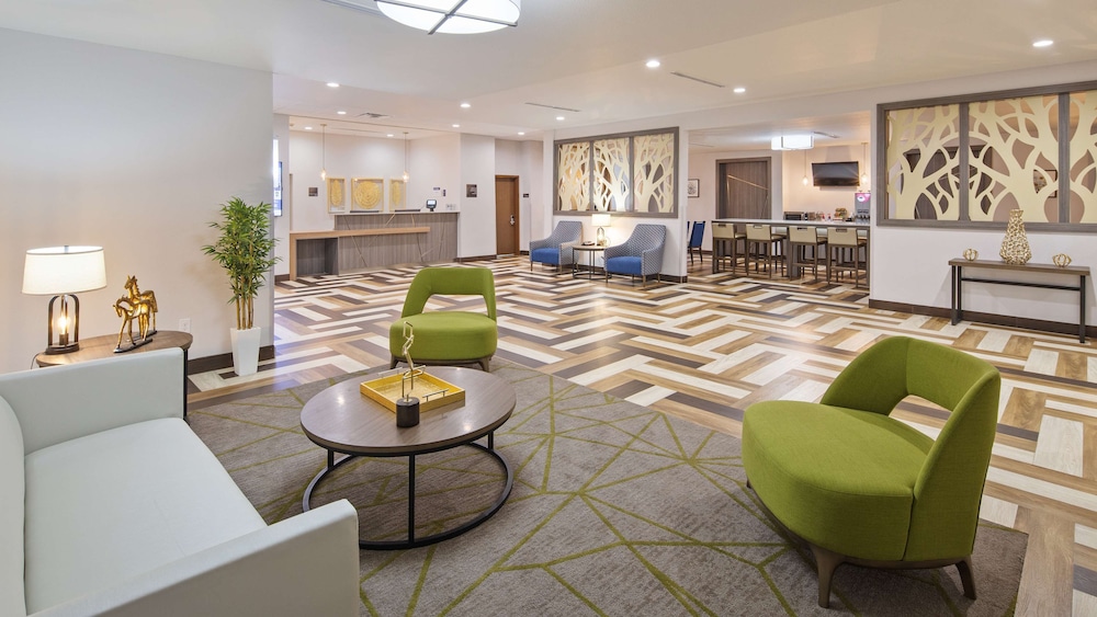 Best Western Green Oak Inn & Suites 23/30
