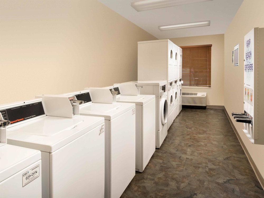 WoodSpring Suites Spartanburg - Duncan 38/43
