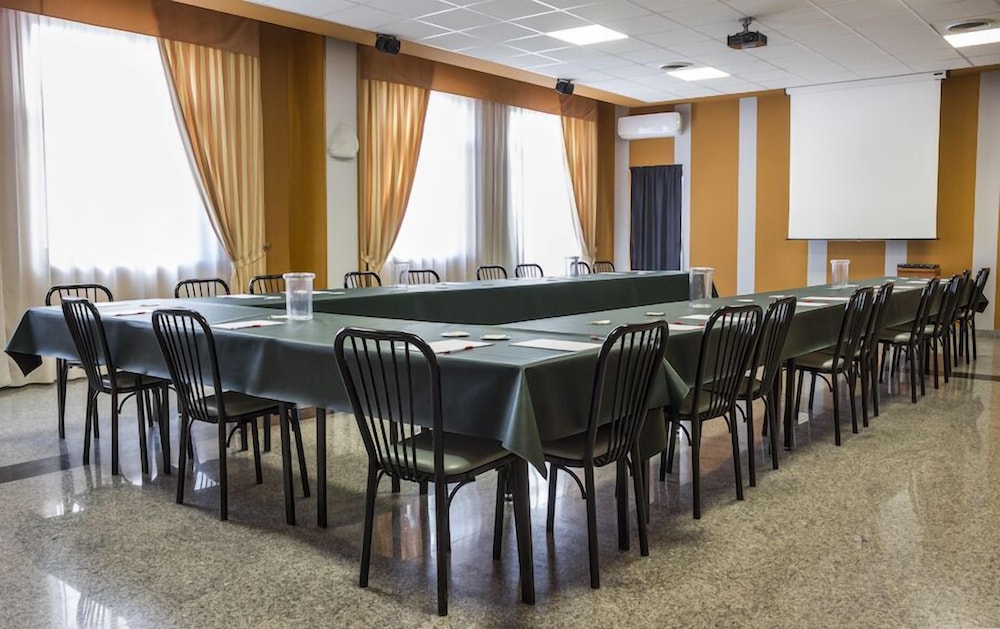 Hotel Atleti 46/50