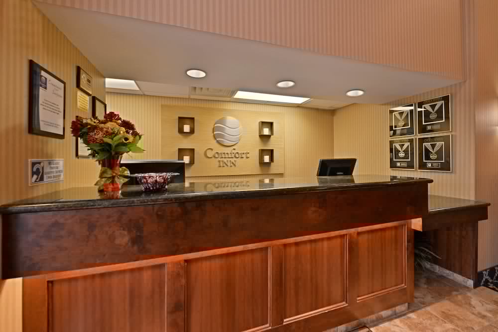 Comfort Inn Albert Lea at Trails Travel Center 7/42