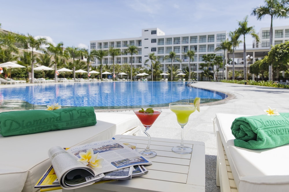 Diamond Bay Condotel Resort Nha Trang 1/77