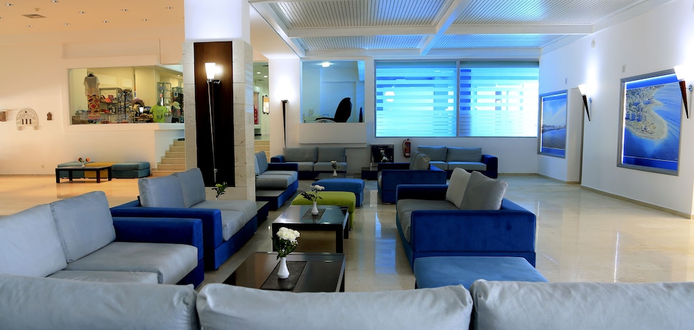 Blue Bay Beach Resort 50/61
