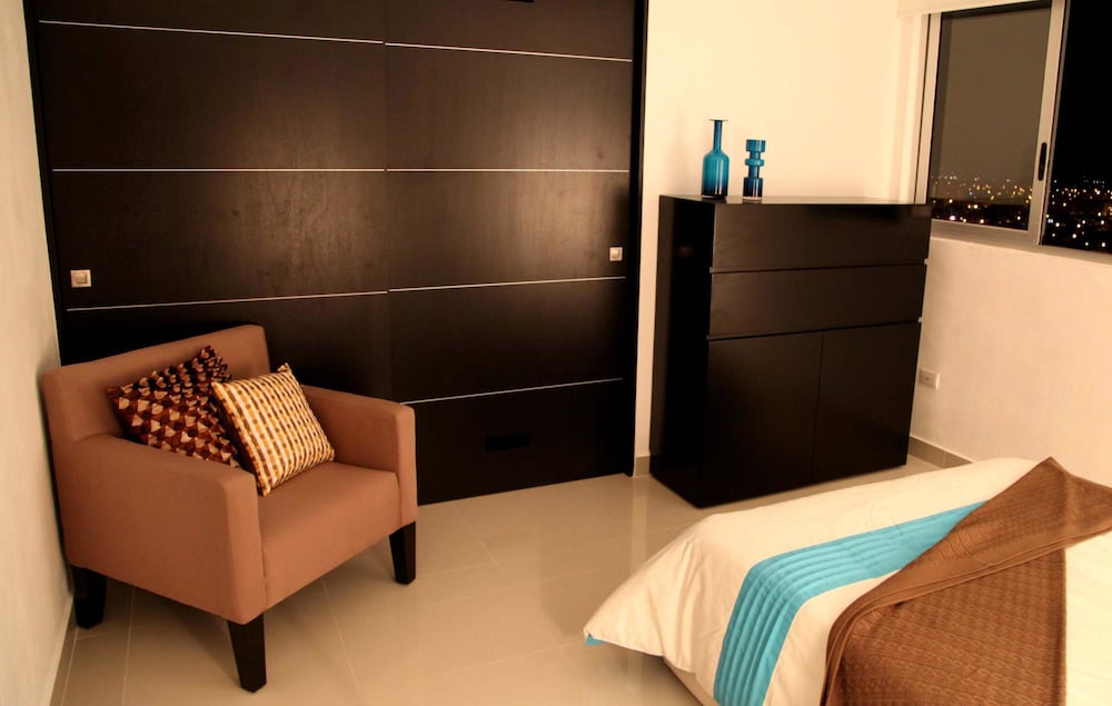 Suites Malecon Cancun 7/70