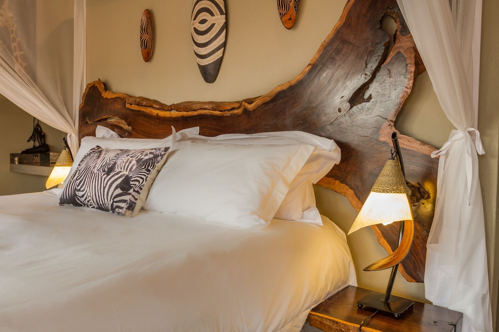Ukuthula Bush Lodge 11/38