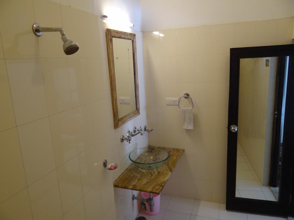 Hotel Udaigarh 15/57