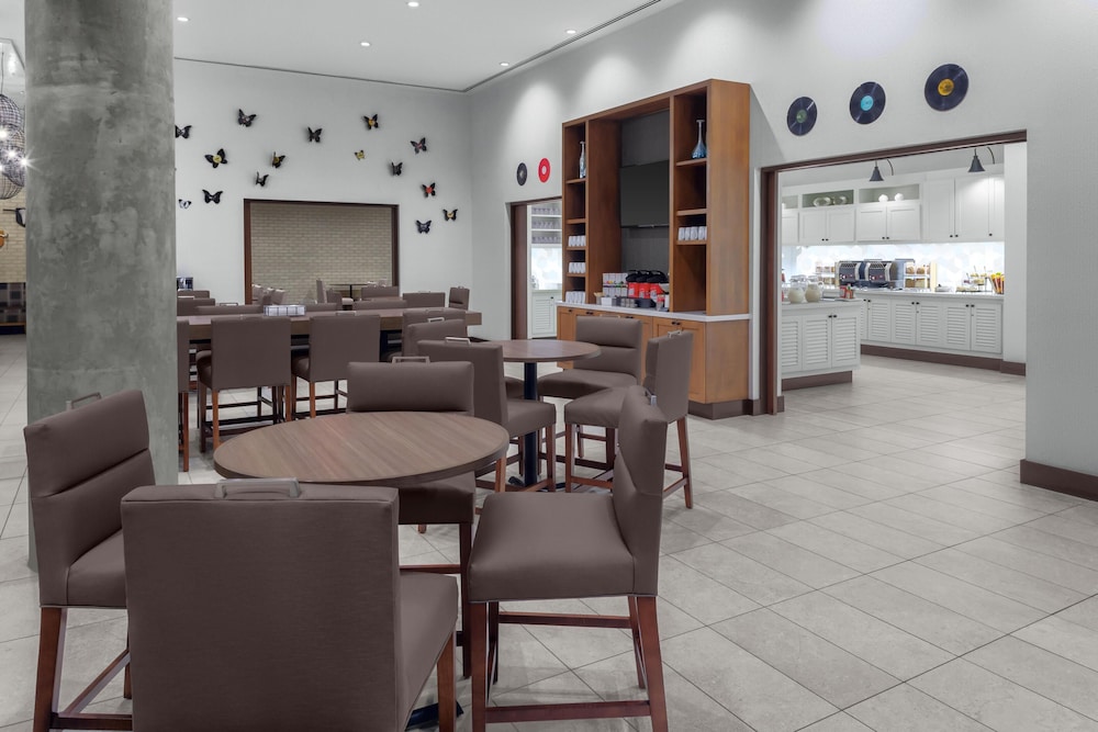 Hyatt Place Athens Downtown 42/62