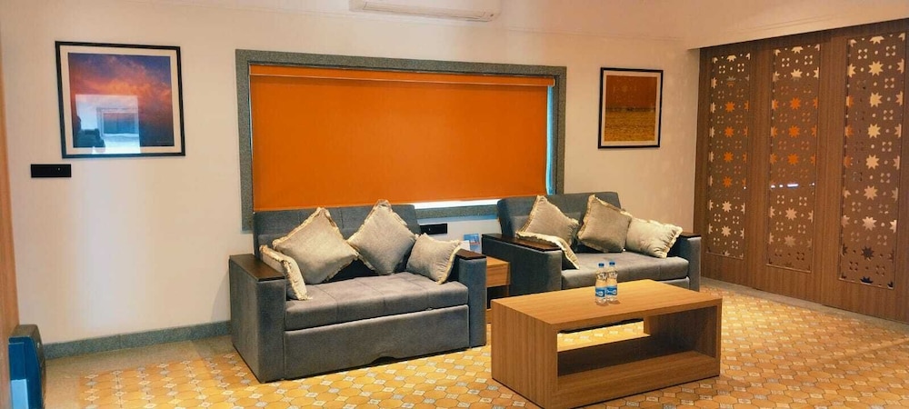 MGM Vailankanni Residency 22/49