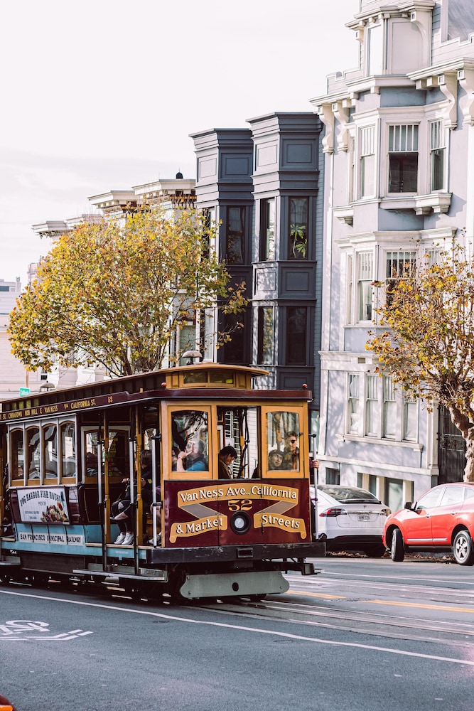 The Stanford Court, San Francisco 64/73