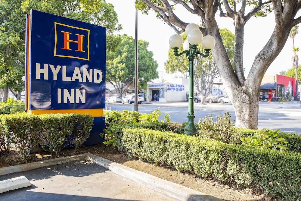 Hyland Inn near Pasadena Civic Center 7/40