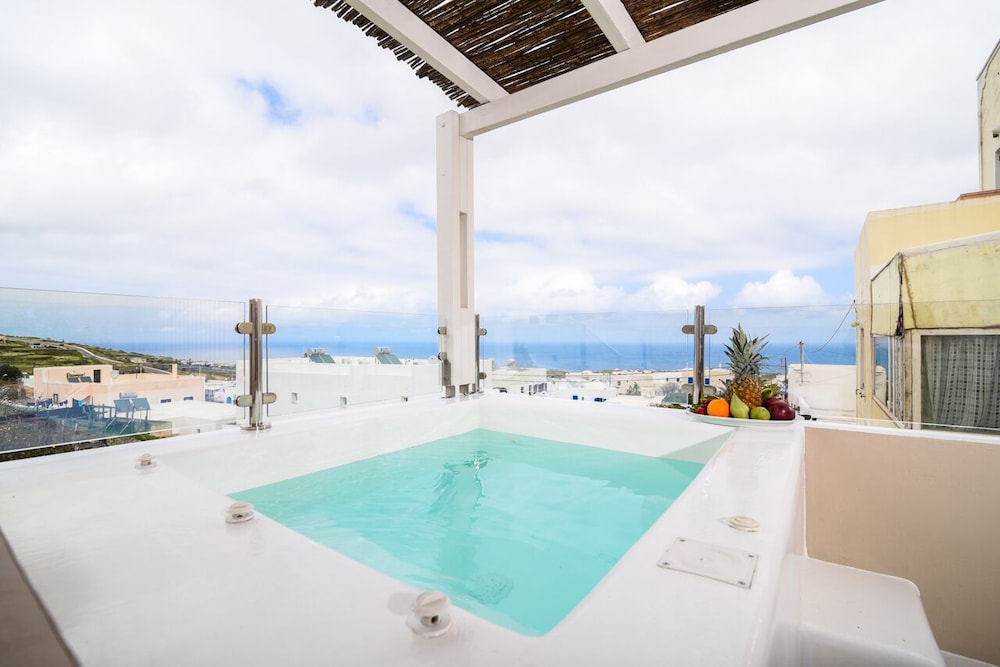 Suite Home Santorini 52/75